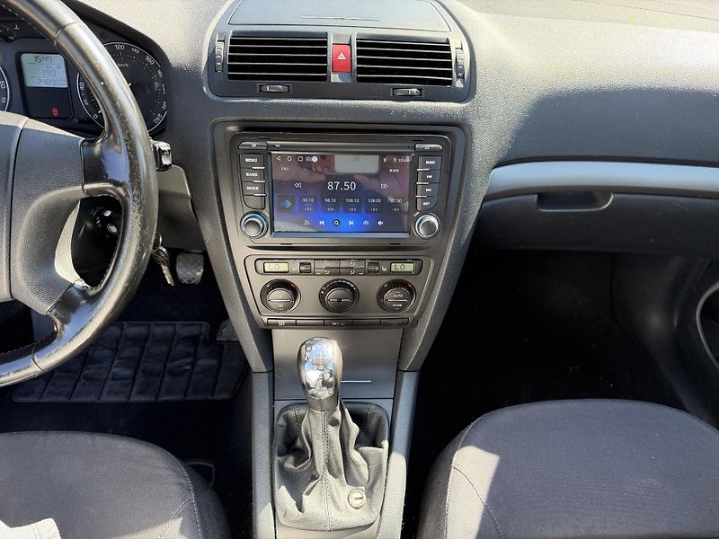 Škoda Octavia 1.9 TDI - fotka 16 z 20