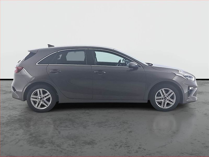 Kia Ceed (2020) Exclusive 1.4 T-GDI - fotka 6 z 20