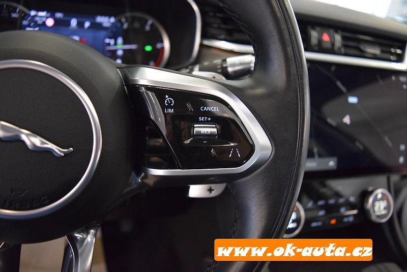 Jaguar F-Pace 2.0 D AWD S 83 000 KM 2021 - fotka 35 z 65