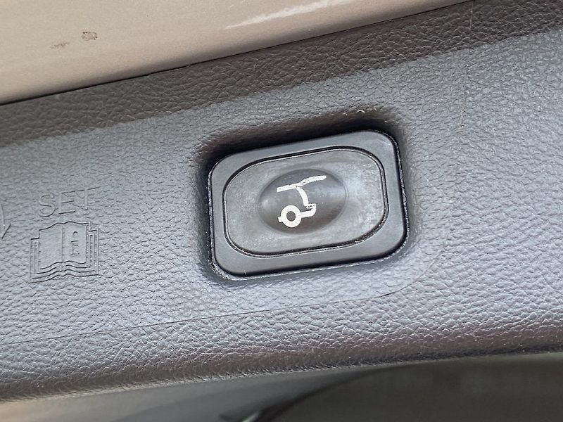 Ford S-MAX 2.0TDCi, ČR-1m, navi, +kola - fotka 34 z 35