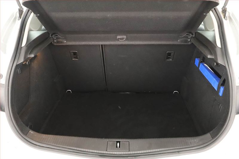 Opel Astra (2015) 1.6 CDTI, Tempomat - fotka 10 z 13
