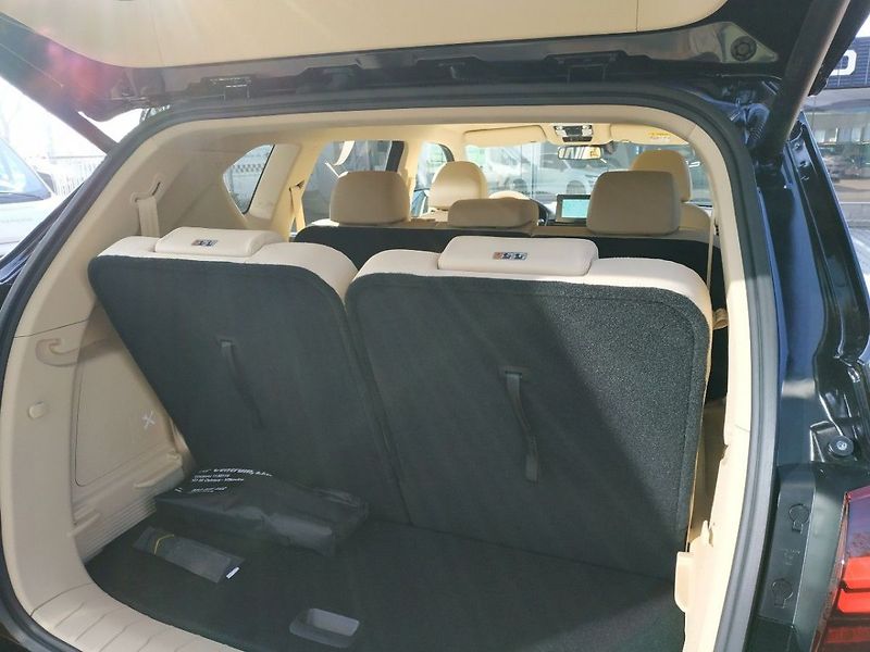 KGM Rexton 2.2 Black Ed. 4WD, AT, SKLADEM - fotka 9 z 31