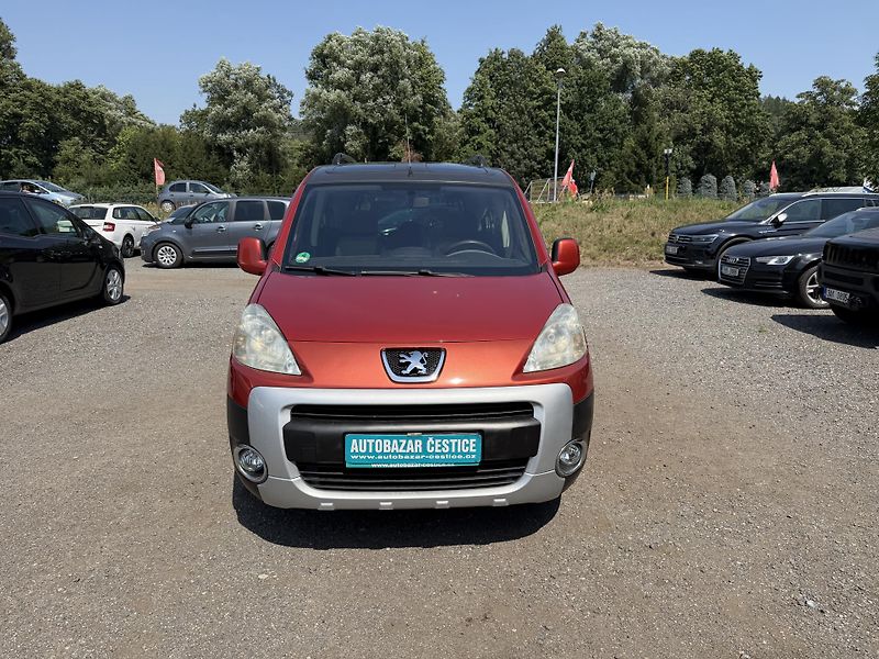 Peugeot Partner - fotka 2 z 23