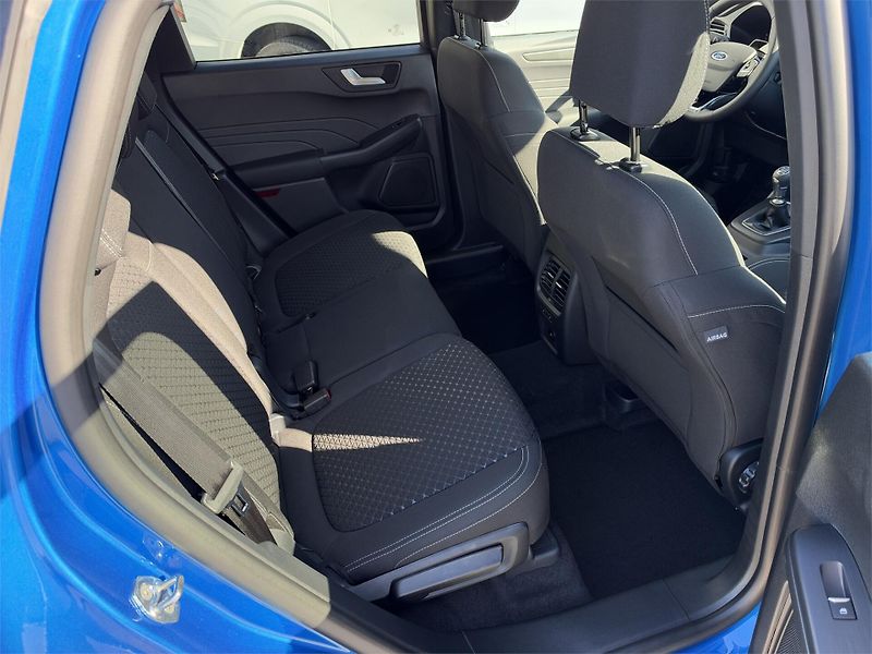 Ford Kuga (2026) Titanium, 5dveřová, 1.5 EcoBoo - fotka 10 z 21