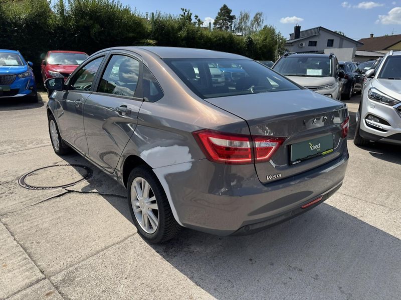 Lada Vesta - fotka 10 z 11
