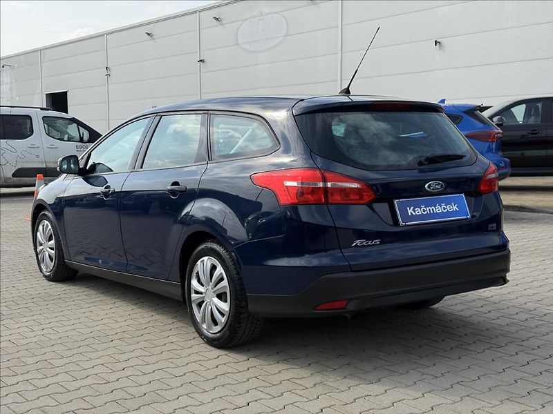 Ford Focus 1,6 TDCi 70kW Trend - fotka 3 z 22