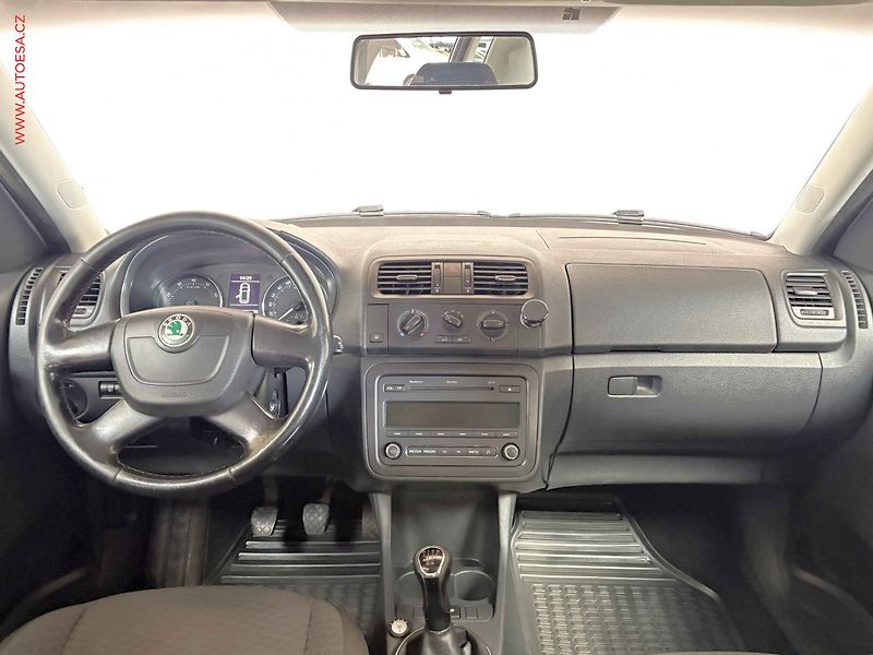 Škoda Roomster (2011) 1.2 TSi, Style, park. čidla - fotka 8 z 14