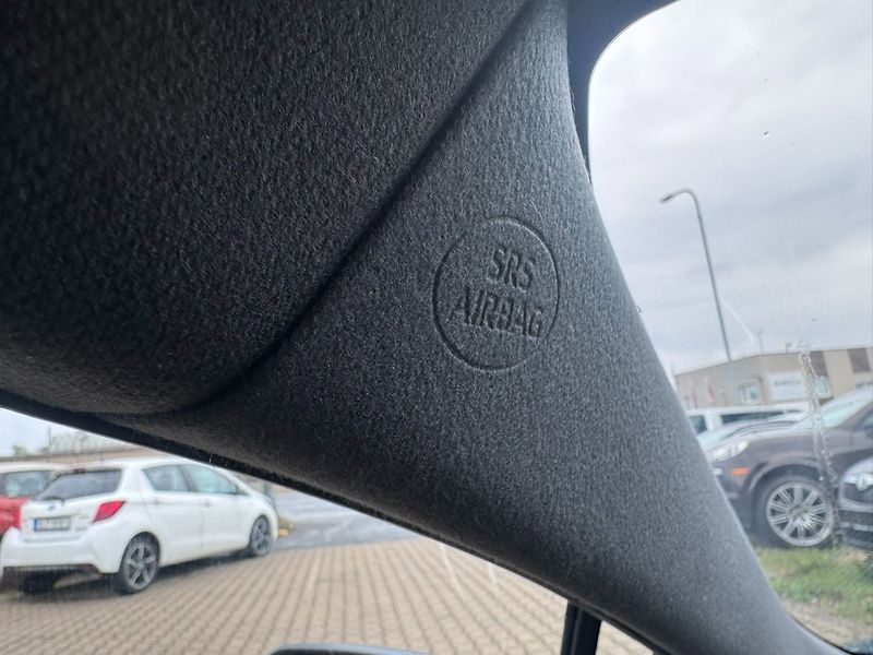 Toyota Corolla (2019) 1,2i 85KW TURBO SPOJKA 2. MAJ - fotka 36 z 50
