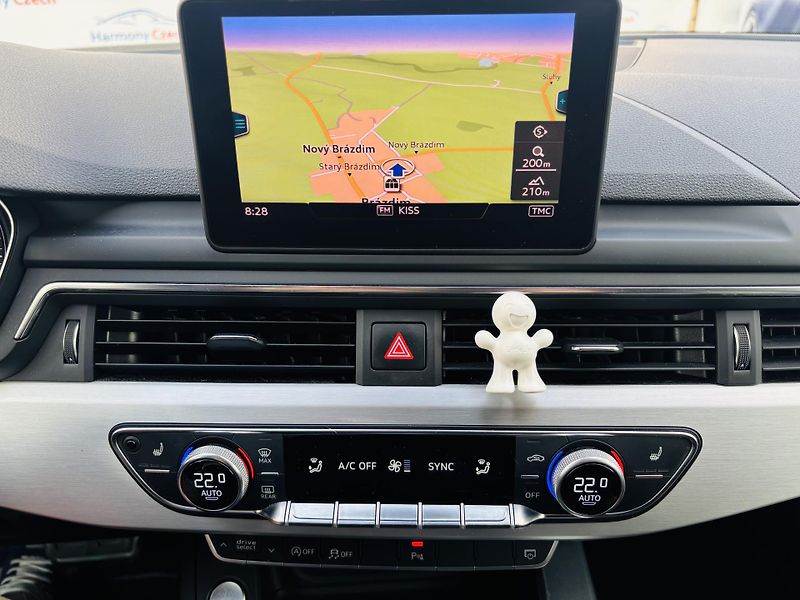 Audi A5 (2018) 2.0 TDI, 140kW, Quattro,S LINE - fotka 16 z 17