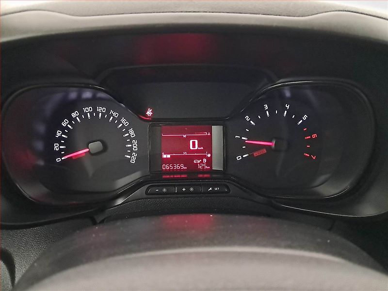 Toyota ProAce City (2022) Maxi 1.5 D-4D, 5Míst, ČR, 1Maj - fotka 11 z 17