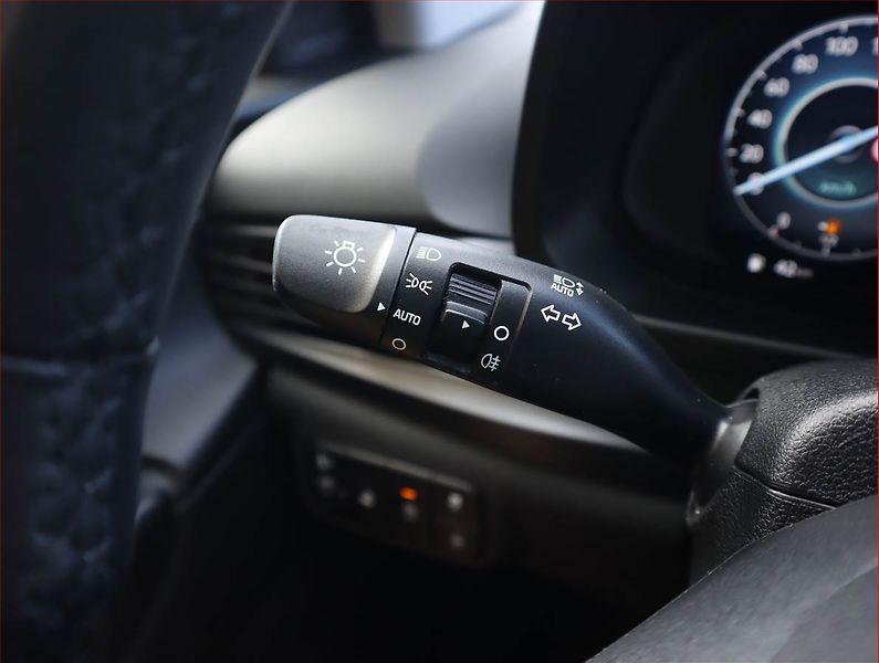 Hyundai i20 (2022) 1.0 T-GDI, Automat, Serv.kniha - fotka 21 z 21