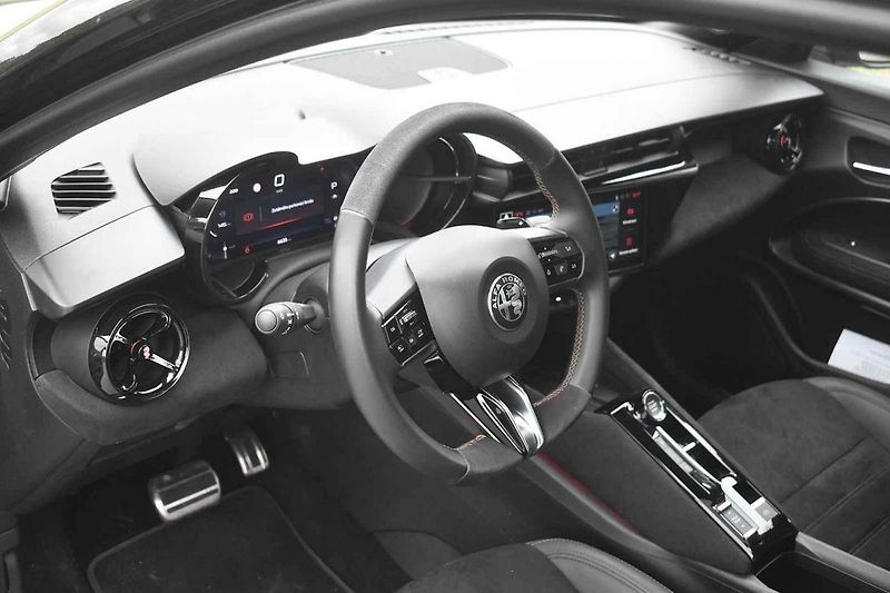 Alfa Romeo Junior je určitě vhodná pro výlety na zajímavá místa.