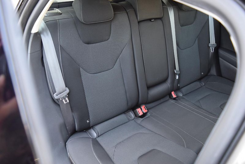 Ford Mondeo (2018) 2.0TDCI 110kw BUSINESS LED TAŽ - fotka 41 z 49