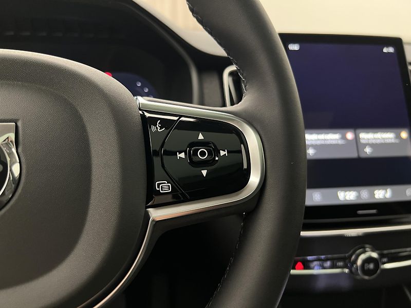Volvo XC90 (2026) T8 AWD PLUS BRIGHT - fotka 24 z 45
