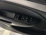 Škoda Octavia 1.4 TSi 90kW DSG PDC, TEMPOMAT - náhled 19