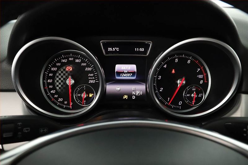Mercedes-Benz GLE (2015) AMG line 400 - fotka 13 z 20