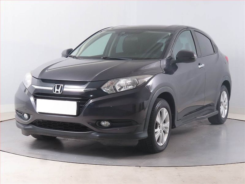 Honda HR-V (2018) 1.5 i-VTEC, Tempomat - fotka 2 z 15