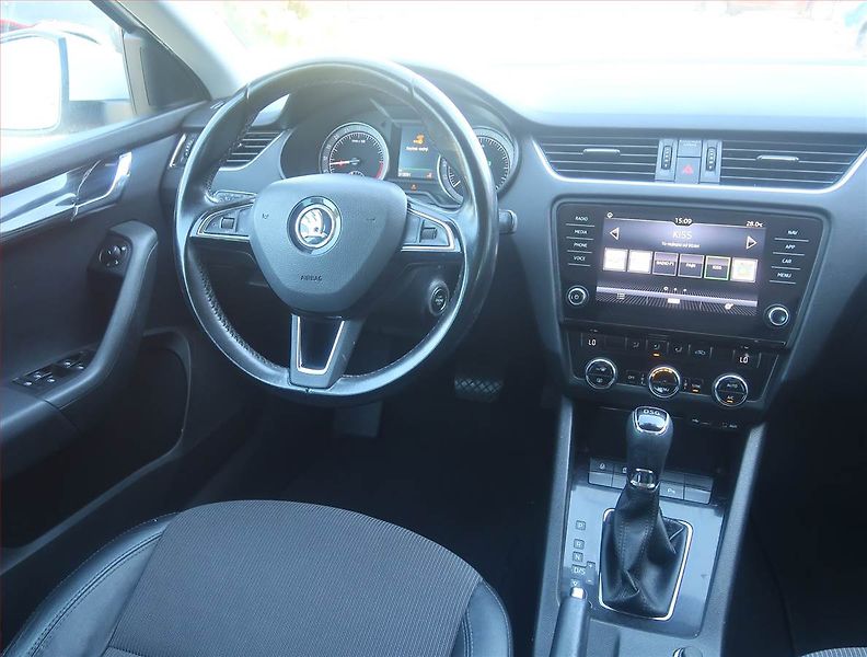 Škoda Octavia (2017) Style 2.0 TDI, Automat, Navi - fotka 7 z 15