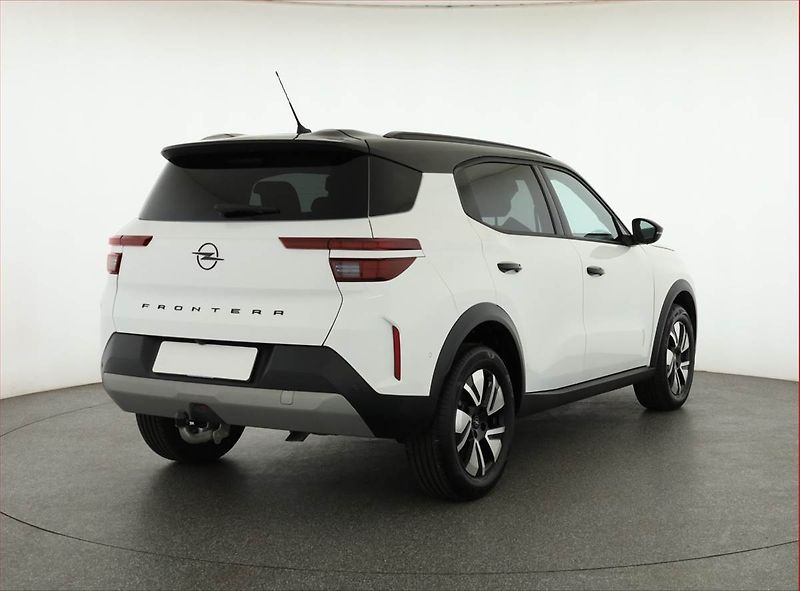 Opel Frontera (2025) 1.2 hybrid - fotka 5 z 20