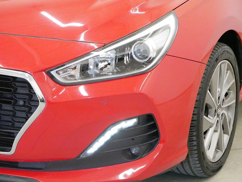 Hyundai i30 - fotka 9 z 24