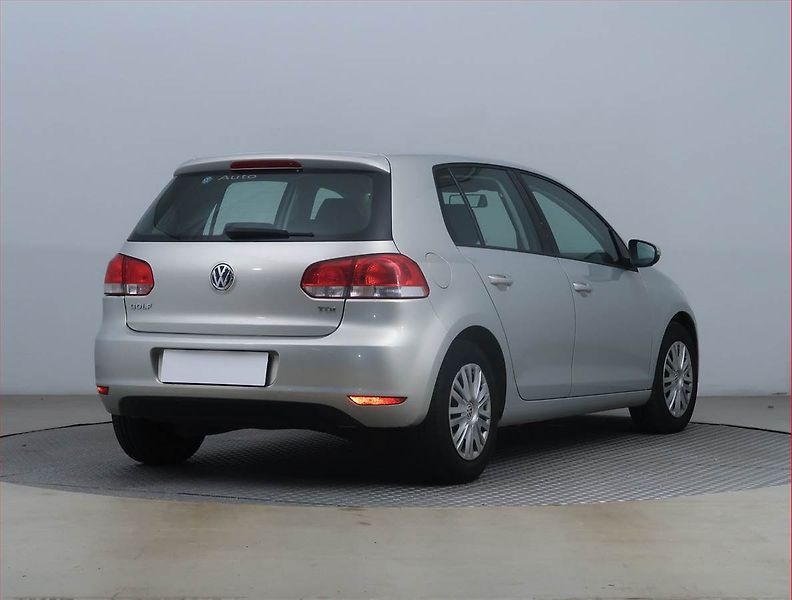 Volkswagen Golf (2010) 1.6 TDI, ČR,1.maj, Serv.kniha - fotka 5 z 14