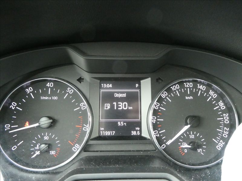 Škoda Octavia 1,4 TSi 110kW DSG, 2x Alu kola - fotka 35 z 42