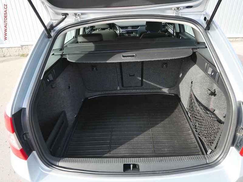 Škoda Octavia (2014) 1.6 TDi, ČR, Ambition - fotka 7 z 16
