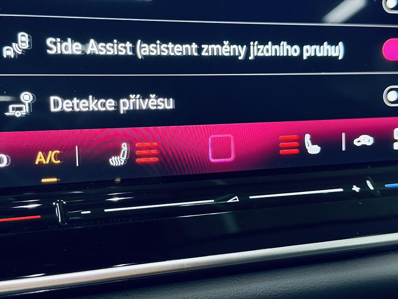 Volkswagen Tayron (2025) 2.0*TDi*4M*ZÁRUKA*¨7M*IQ-Light - fotka 25 z 41