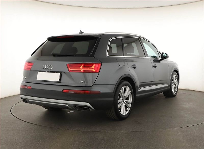 Audi Q7 (2017) S-Line 3.0 TDI - fotka 5 z 20