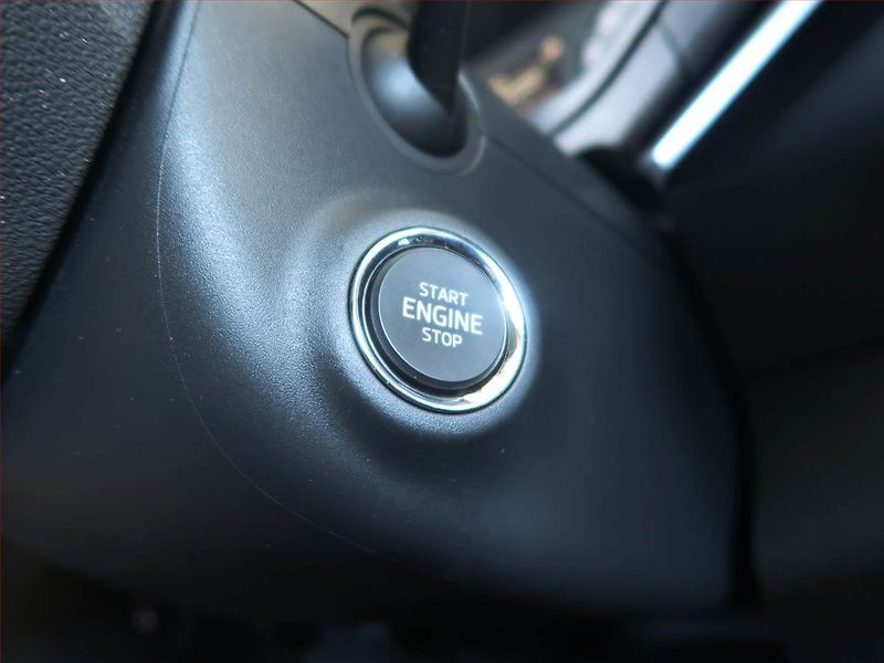 Škoda Karoq (2022) Ambition 1.0 TSI - fotka 15 z 16