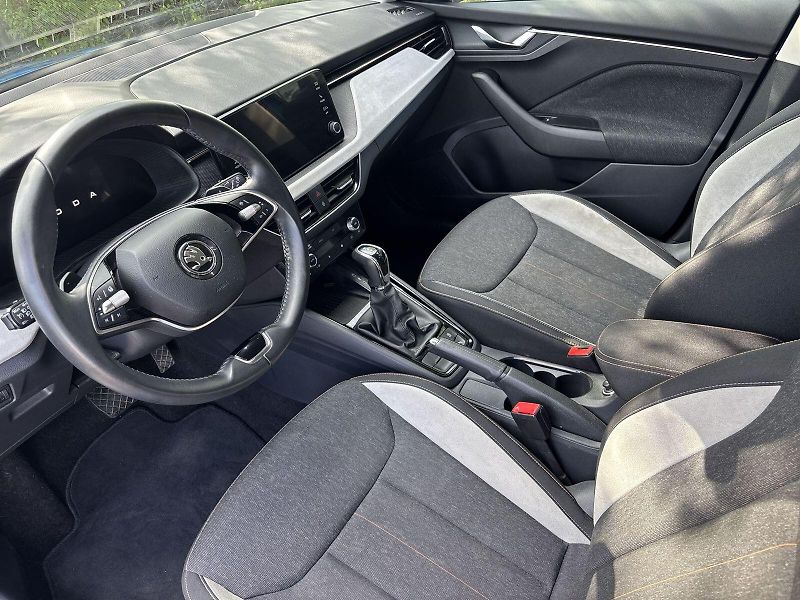 Škoda Scala (2024) 1.0 TSI DSG Top Selection - fotka 7 z 31