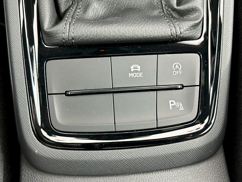 Škoda Kamiq (2025) DSG 1.5TSI 110kW Monte Carlo - fotka 23 z 32