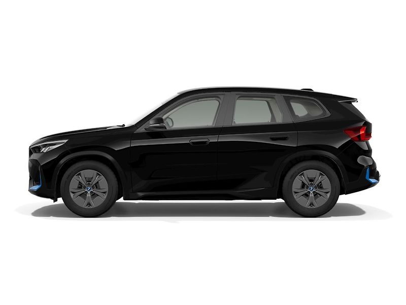 BMW iX1 xDrive30 - fotka 4 z 12