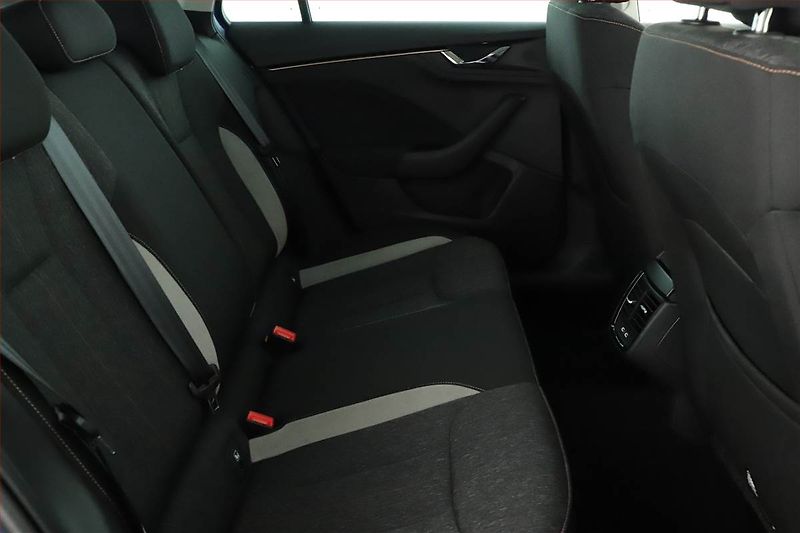 Škoda Scala (2023) Style 1.0 TSI, Automat, ČR - fotka 7 z 15