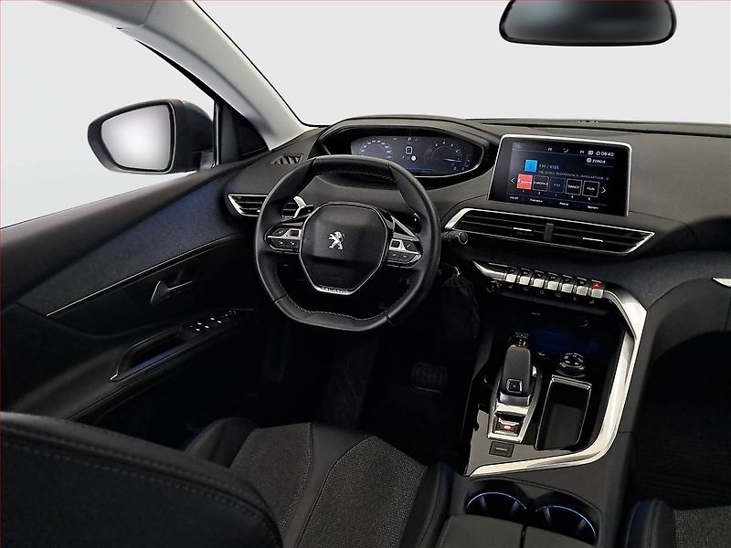 Peugeot 5008 (2017) PureTech 130, Automat, 7 míst - fotka 7 z 27