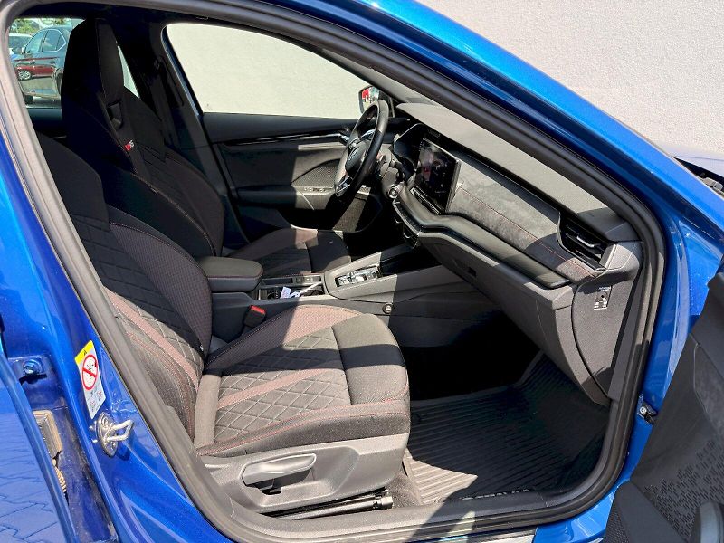 Škoda Octavia (2021) COM RS TD 147/2.0 A7F - fotka 13 z 30