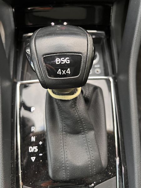 Škoda Kodiaq (2017) 140 kw, 4x4 canton, 4x4 - fotka 11 z 13