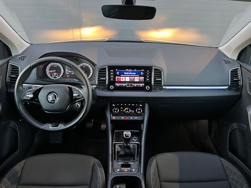 Škoda Karoq (2021) 2.0 TDI-STYLE-P.KAMERA - fotka 23 z 50