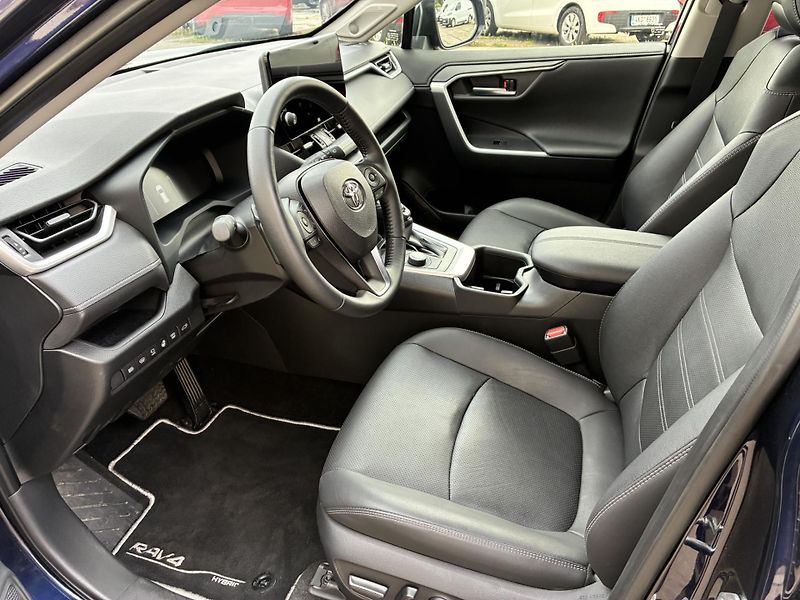 Toyota RAV4 2.5 HSD e-CVT AWD Exe. JBL - fotka 10 z 24