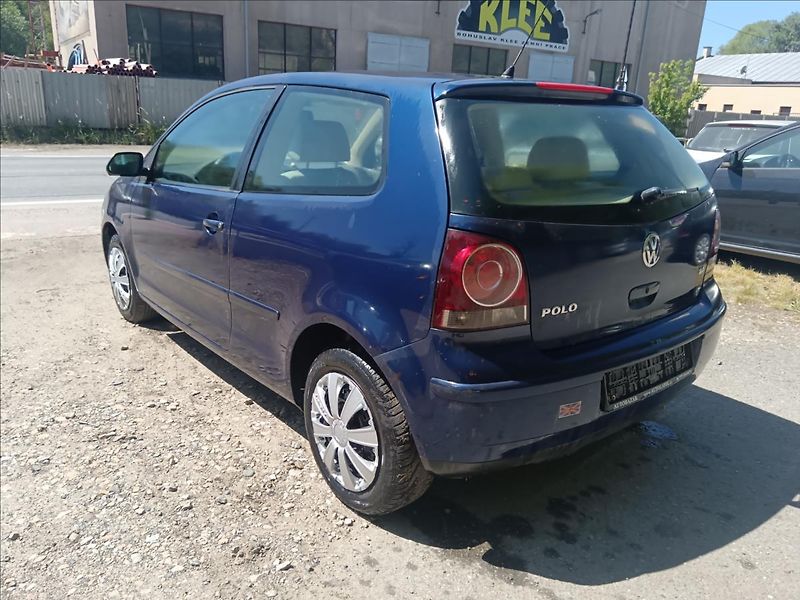 Volkswagen Polo 1,4 i Automat  Comfortline - fotka 8 z 17