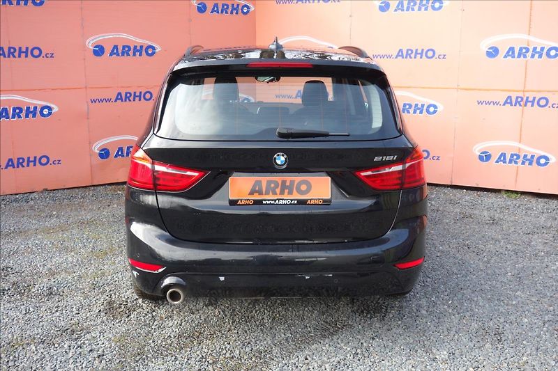 BMW Řada 2 218i,1 MAJ.,SERV.KN.,7MÍST. - fotka 6 z 43