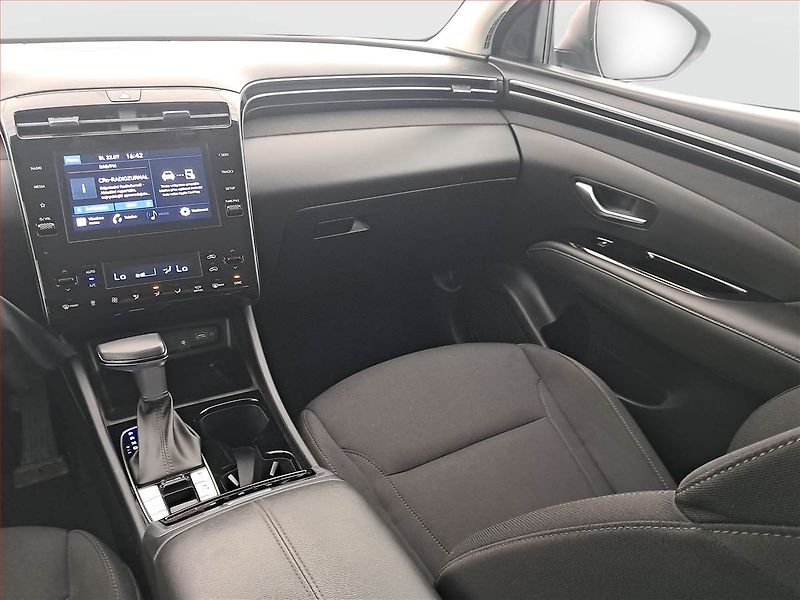 Hyundai Tucson (2021) 1.6 T-GDI 48V MHEV - fotka 7 z 18