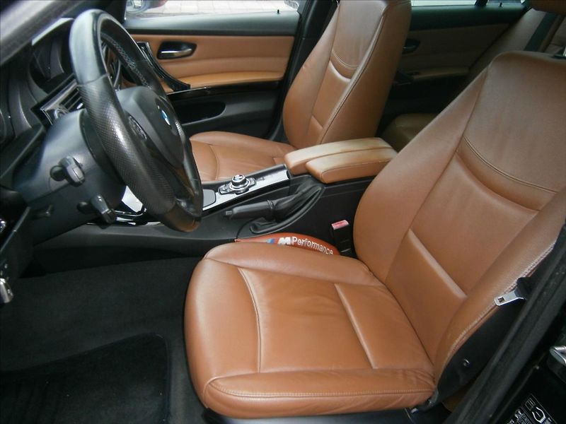 BMW Řada 3 3,0 D  330D XDRIVE - fotka 7 z 12