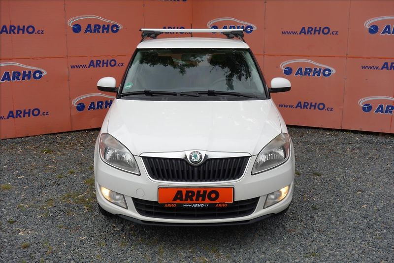 Škoda Fabia 1,4 i 16V 63KW, ČR, AMBITION. - fotka 2 z 29