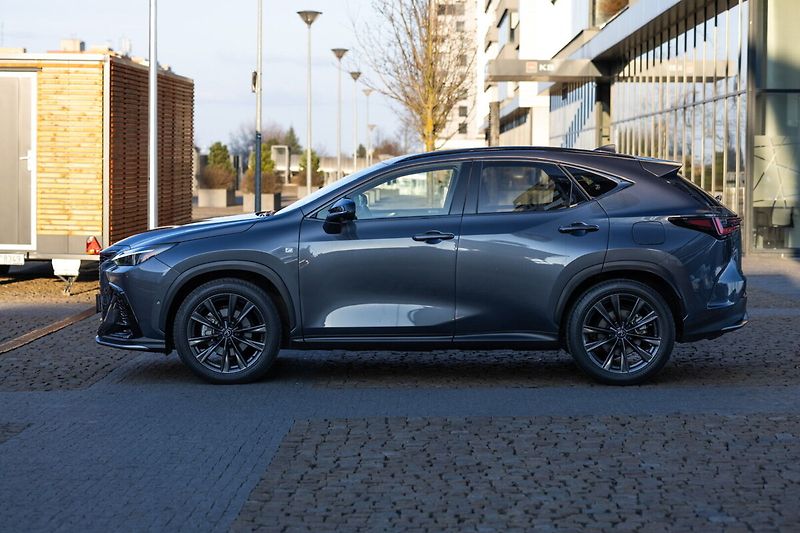 Lexus NX 350h 350H 2,5 HEV F SPORT TOP - fotka 7 z 36