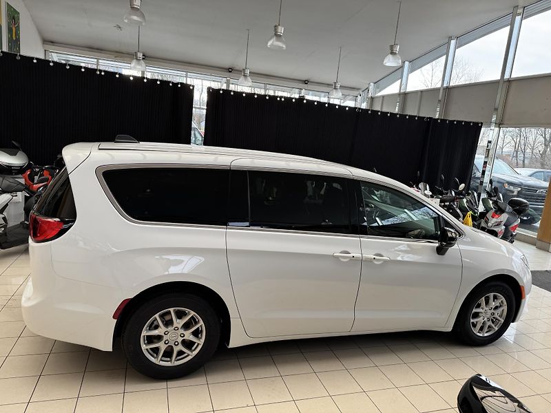 Chrysler Pacifica Grand Caravan SXT - fotka 6 z 57