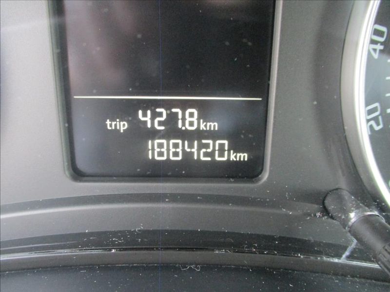 Škoda Octavia 1,4 TSI, klima, serv. kniha, - fotka 15 z 32