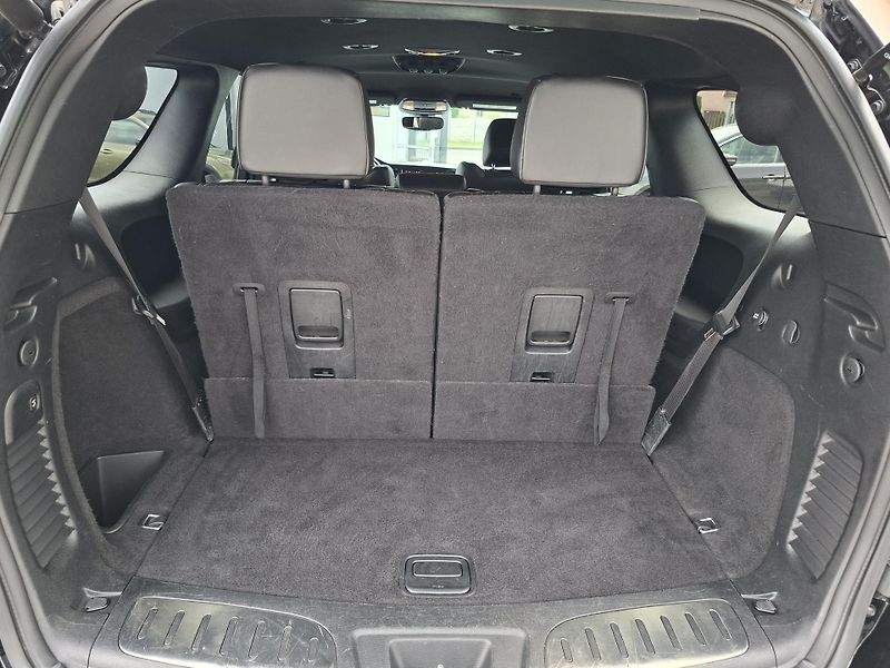 Dodge Durango (2021) 5,7L V8 4x4,Top výbava, 7 míst - fotka 15 z 31