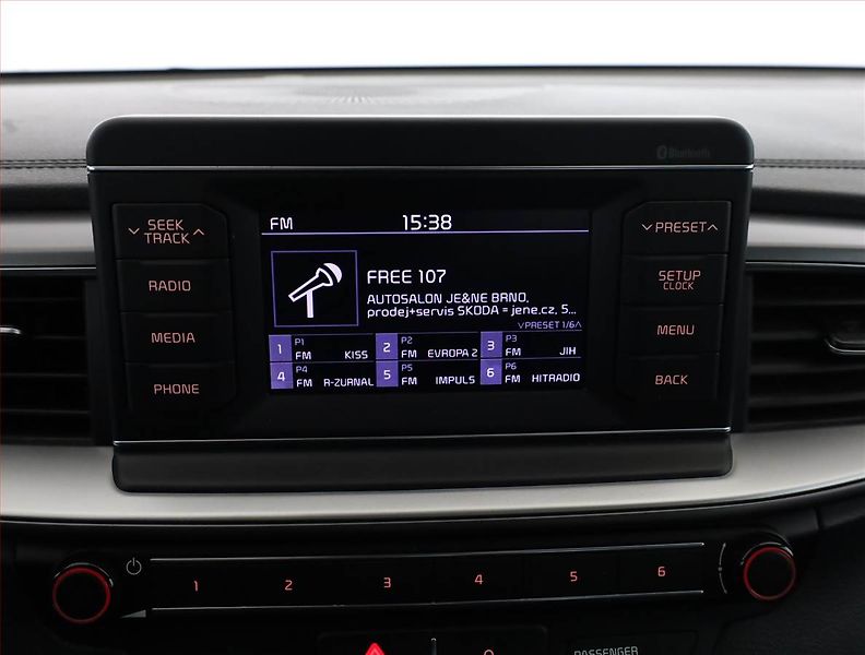 Kia Ceed (2020) 1.4 CVVT, Serv.kniha, Tempomat - fotka 13 z 17