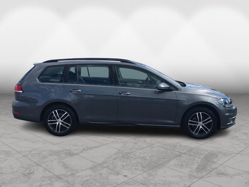 Volkswagen Golf Variant 2,0 TDI 4Motion - fotka 8 z 30